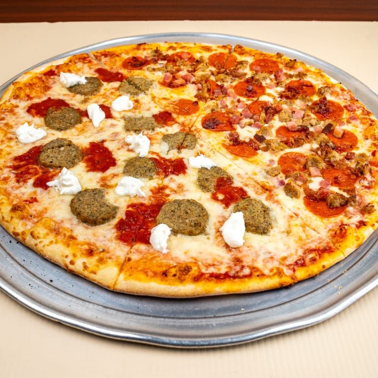 Where Pizza Stars and Italian Classics Back Up!