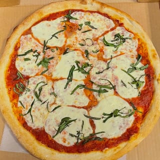 Fresh Mozz Pizza
